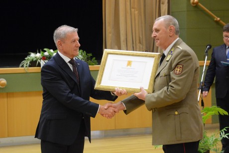 Aki esküt tett, az nyugállományúként is katonaként éli az életét